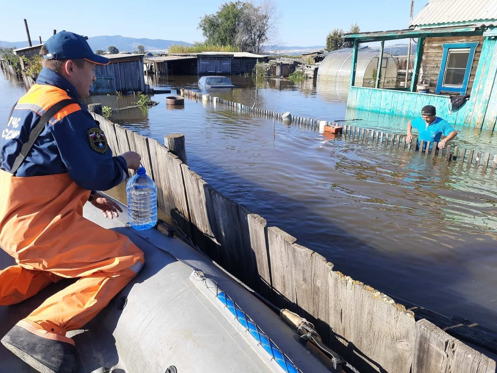Пострадавшие от паводков в Иволгинском районе получат дополнительные выплаты