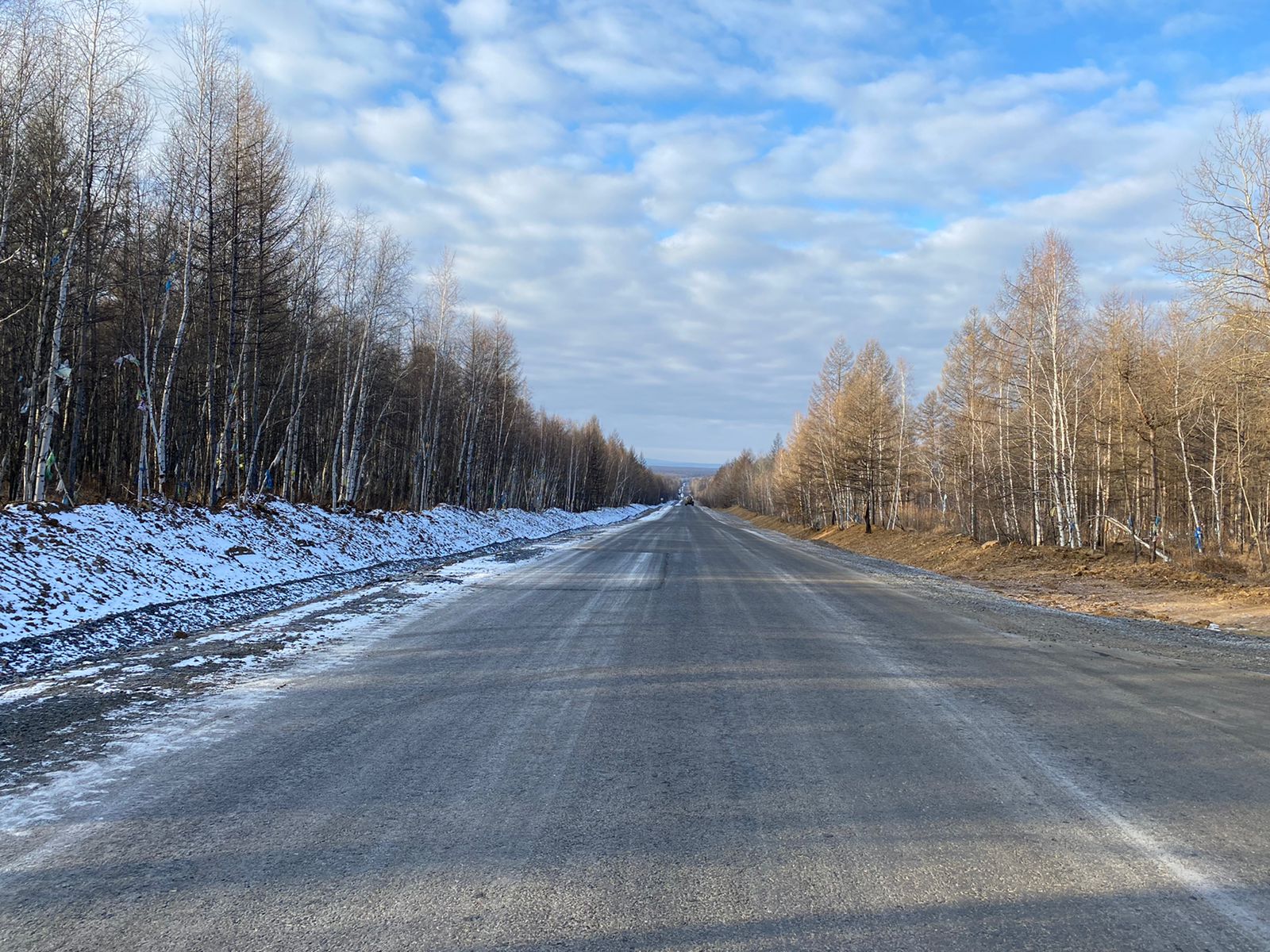 Готовность региональной дороги в Еравнинском районе Бурятии 95%