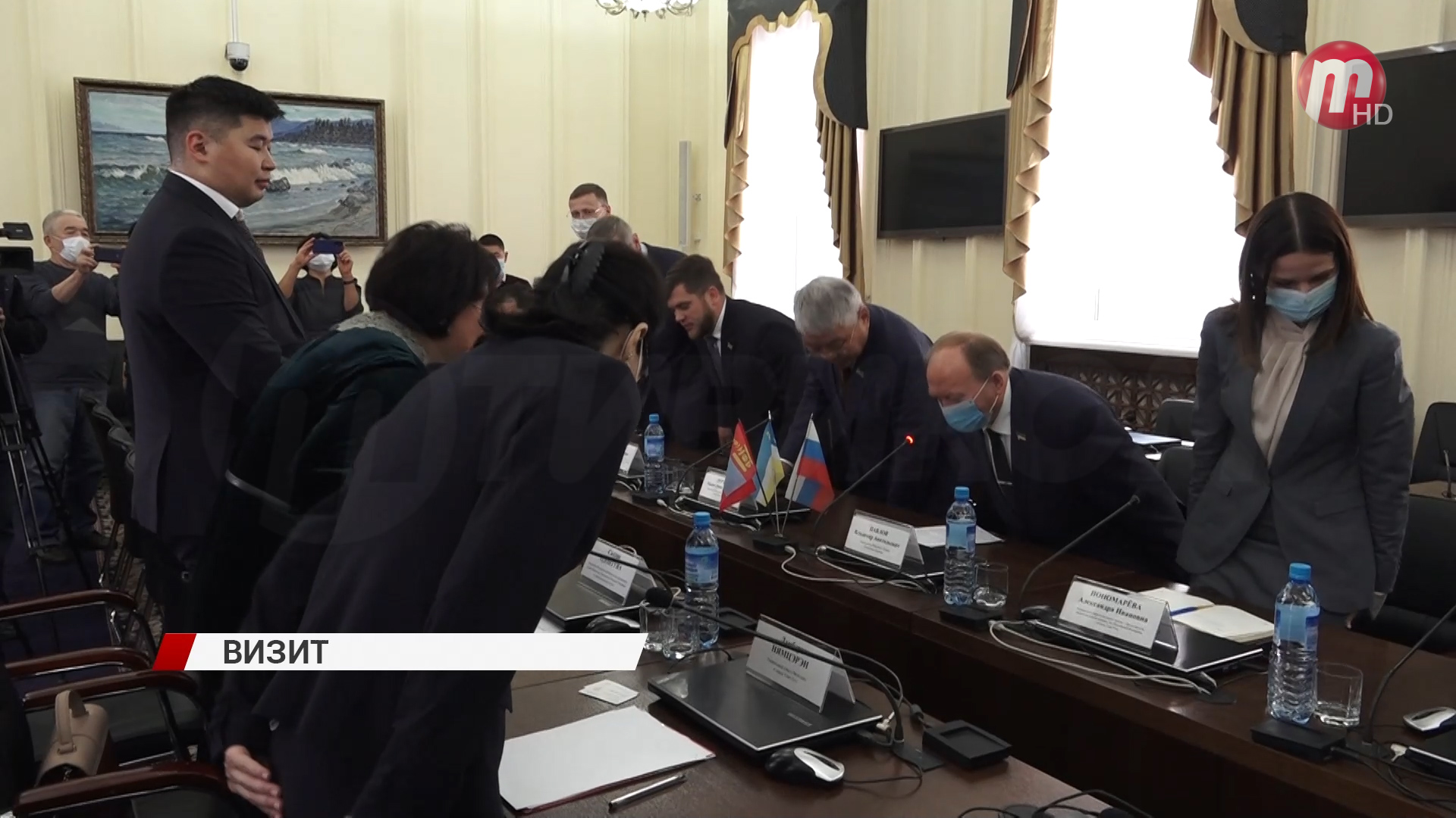 В Народном Хурале обсуждали сотрудничество с Монголией