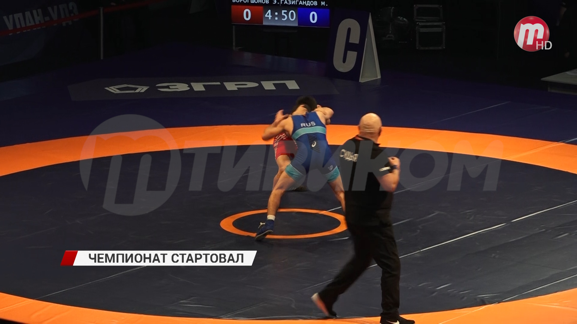 346 борцов принимают участие в чемпионате России по вольной борьбе